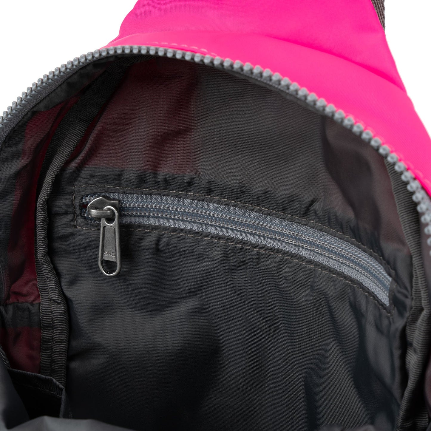 Roka Willesden B Neon Pink Nylon