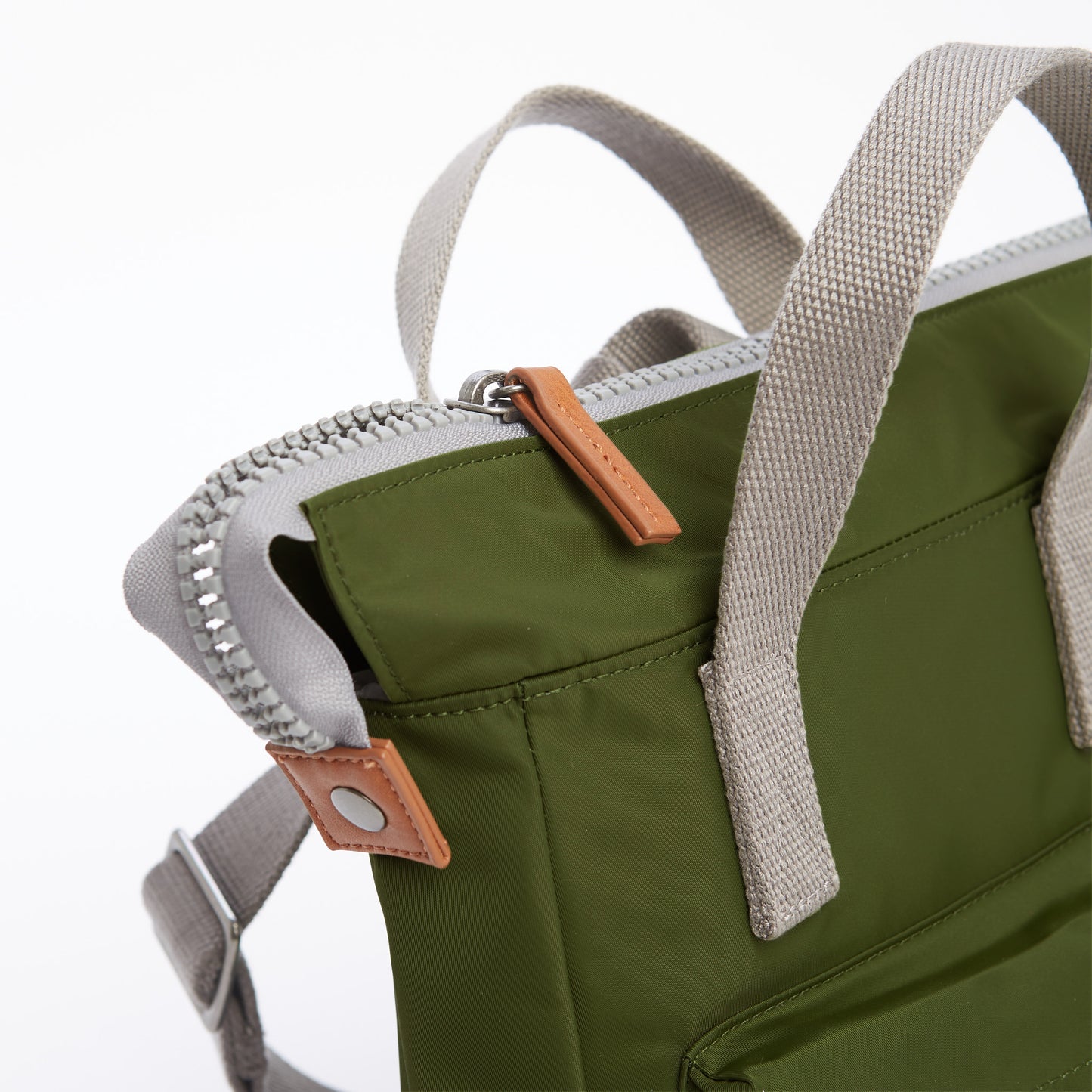 Roka Bantry B Small Nylon Avocado